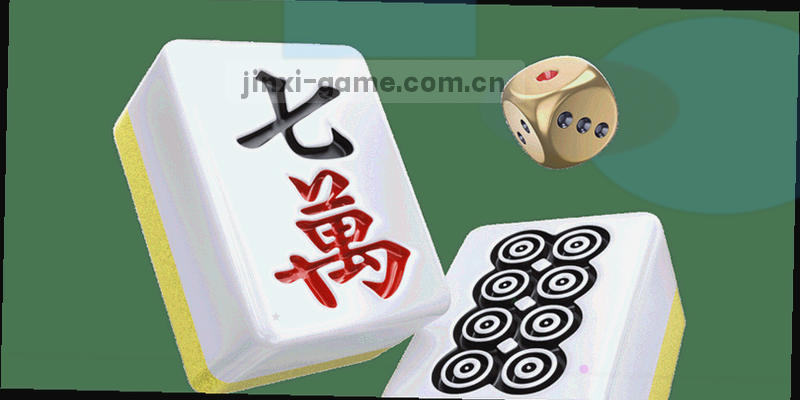 足球比赛多瞬间拼接，包含主队进攻与客队防守两组画面